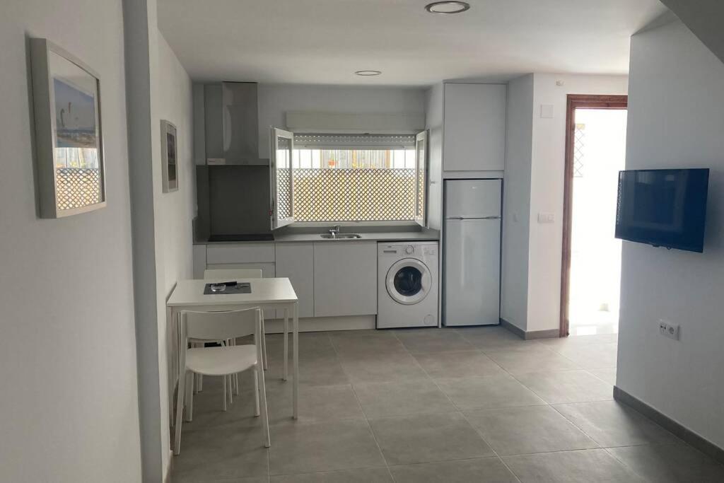 Loft Independiente A 150 Mtrs De La Playa Wifi Aire Acondicionado 塔里法 外观 照片