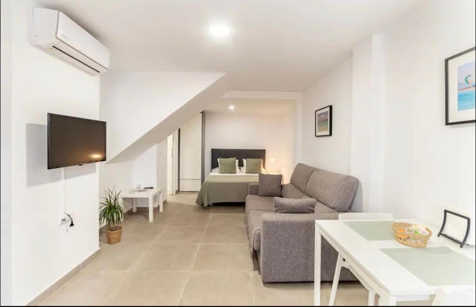 Loft Independiente A 150 Mtrs De La Playa Wifi Aire Acondicionado 塔里法 外观 照片